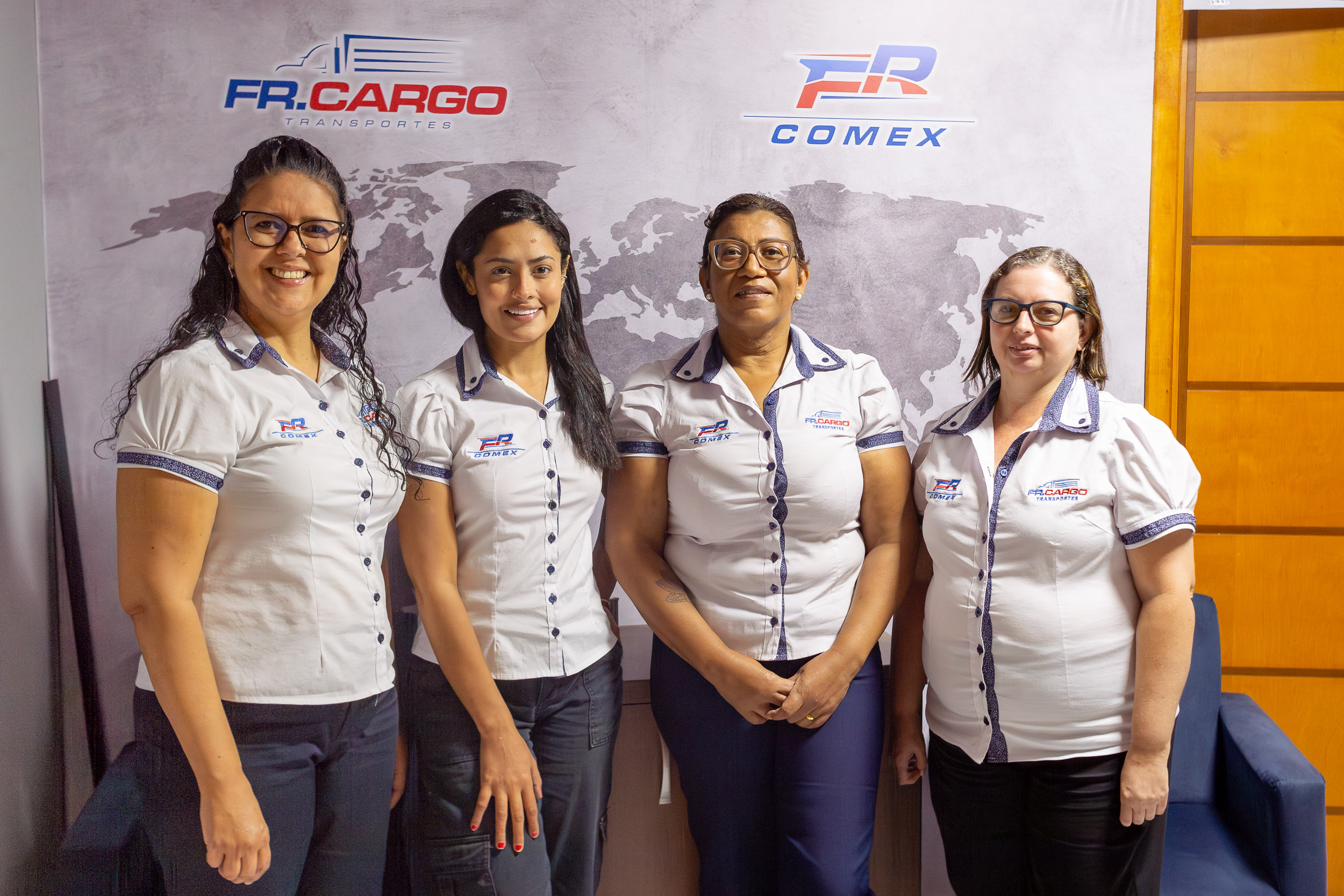 Equipe da FR Comex